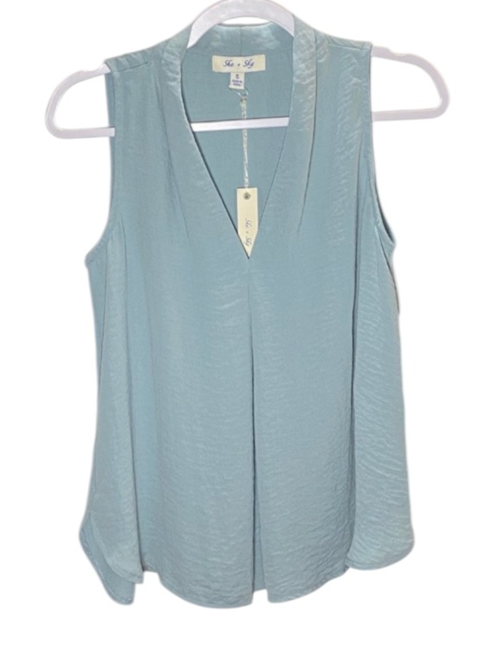 NEW! She & Sky Wavy Slate Sleeveless Blouse